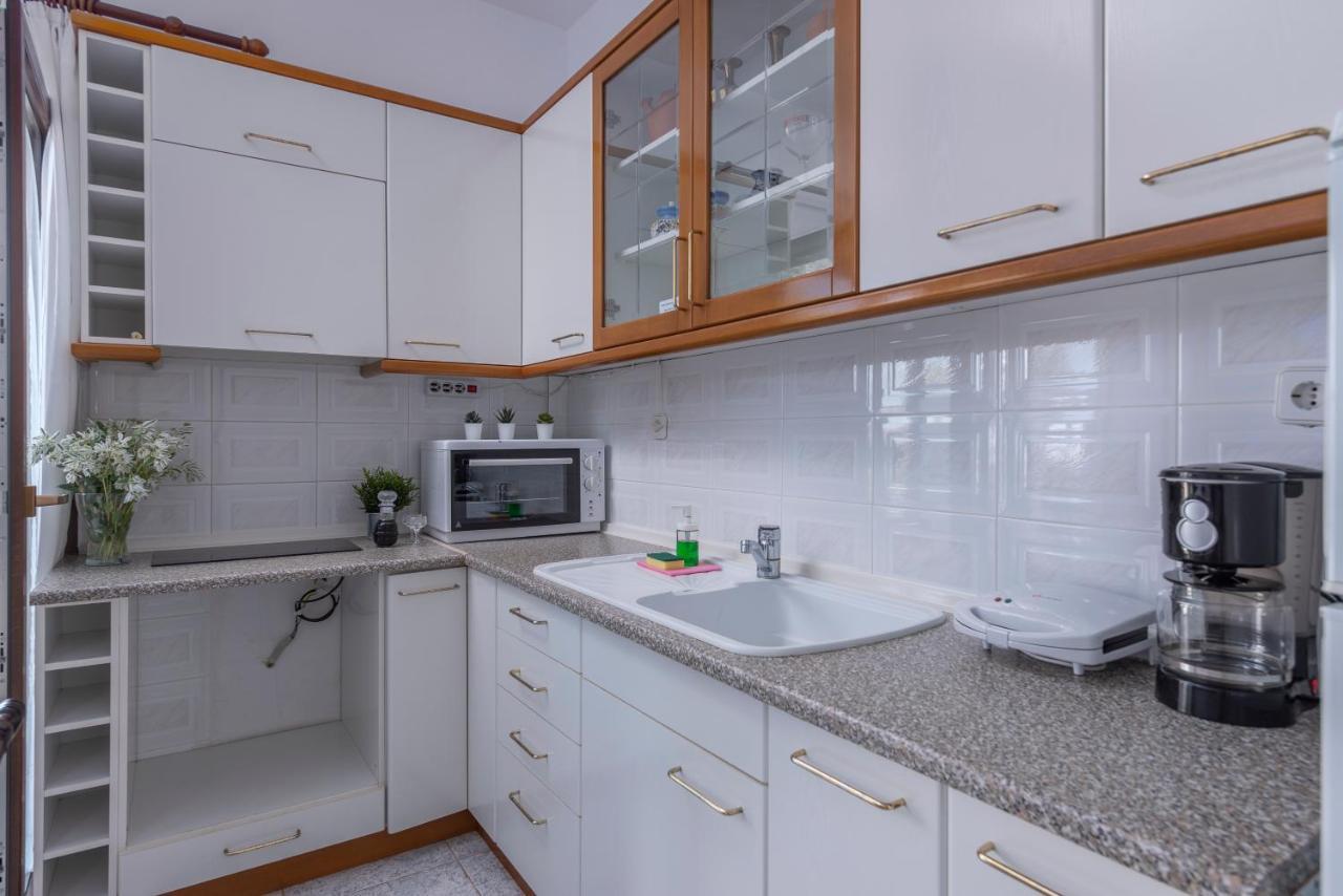 Appartamento Blooming Memories Vourvourou Esterno foto